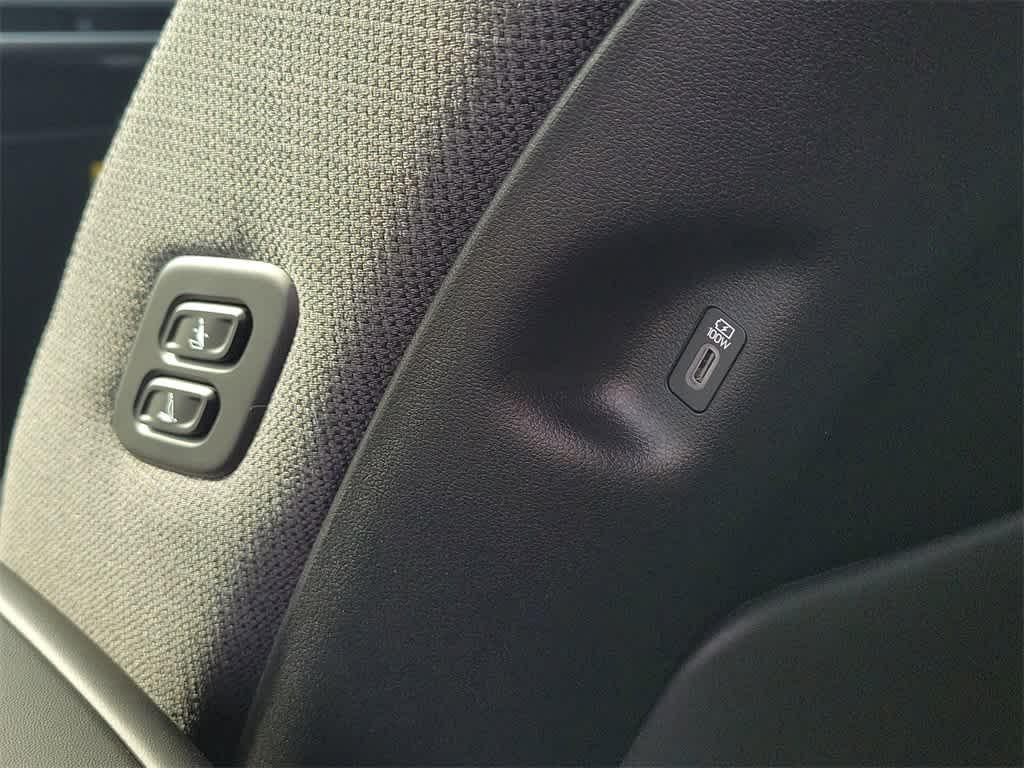 new 2026 Hyundai IONIQ 9 car, priced at $65,580