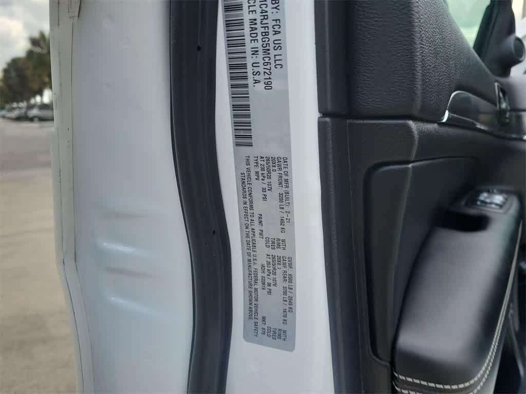 used 2021 Jeep Grand Cherokee car, priced at $23,649