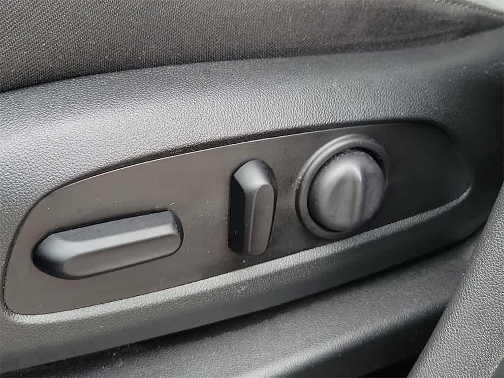 used 2020 Chevrolet Equinox car, priced at $12,699