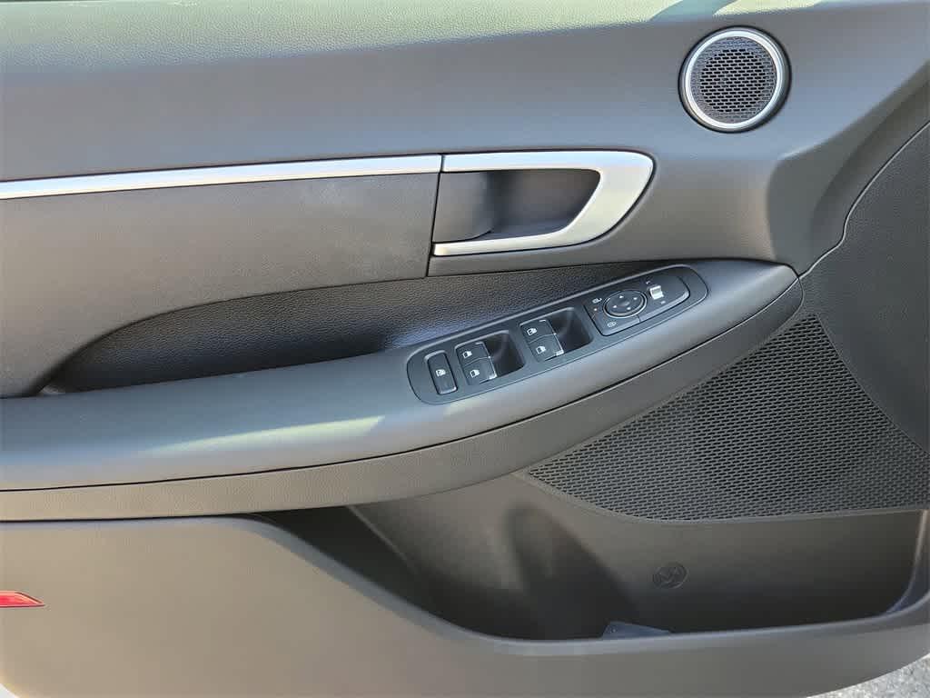 new 2025 Hyundai Sonata car, priced at $29,230