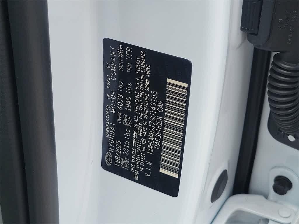 new 2025 Hyundai ELANTRA HEV car, priced at $29,690