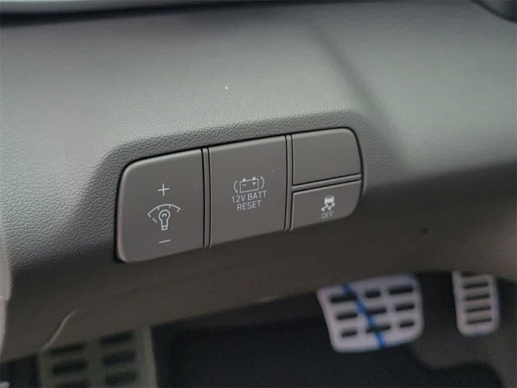 new 2025 Hyundai ELANTRA HEV car, priced at $29,690