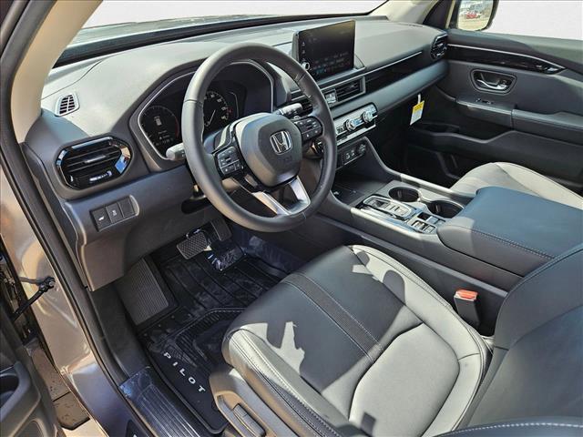 new 2025 Honda Pilot car, priced at $47,780