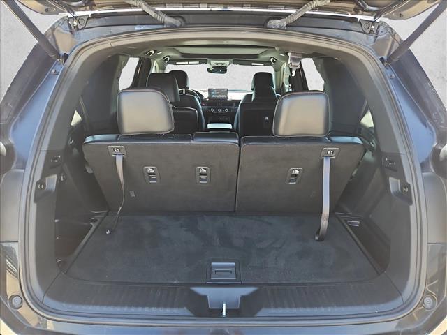 used 2025 Honda Pilot car, priced at $42,495