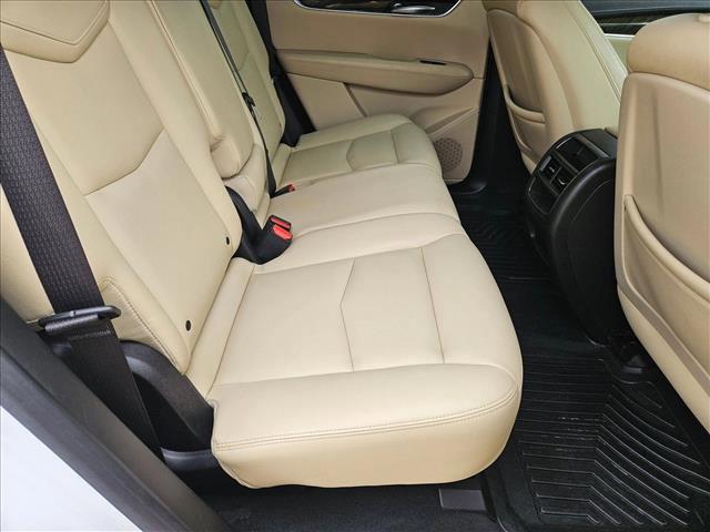 used 2017 Cadillac XT5 car, priced at $13,995