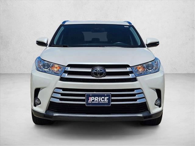 used 2019 Toyota Highlander car, priced at $28,720