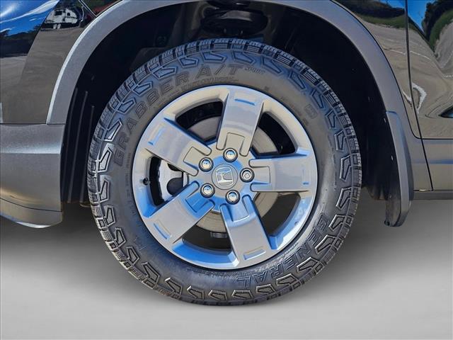 new 2025 Honda Ridgeline car, priced at $45,995