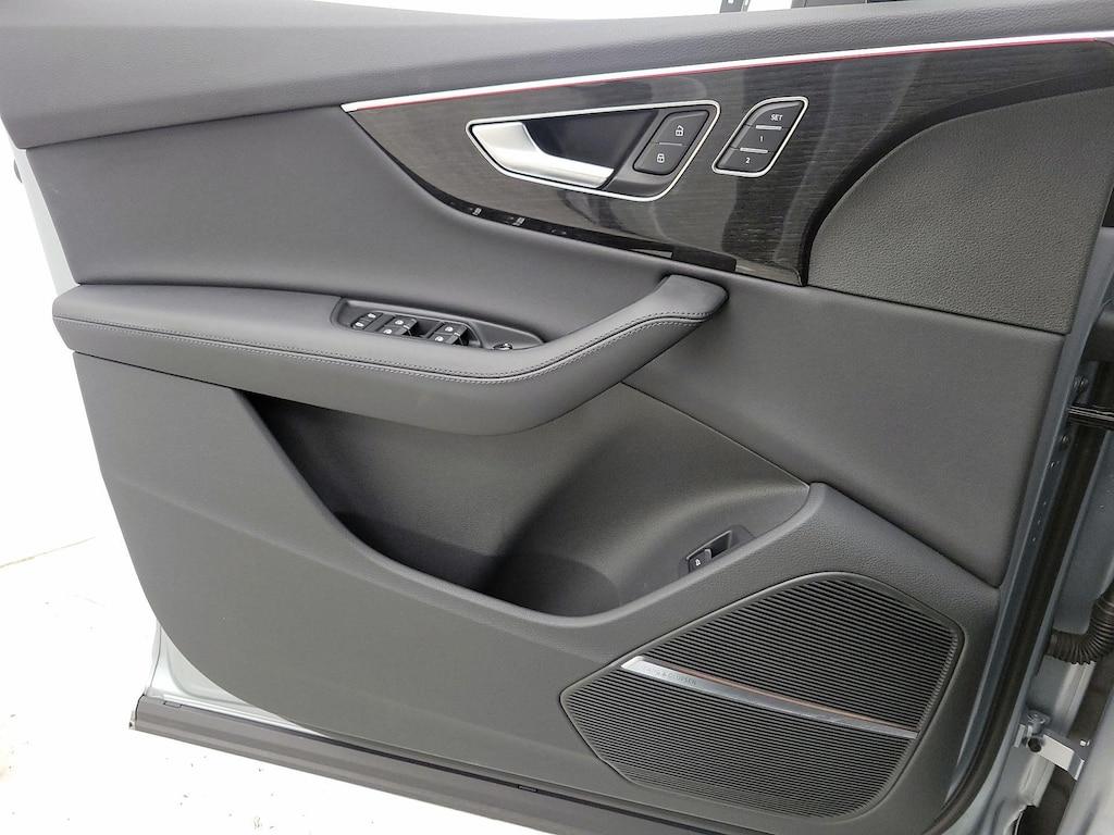 used 2023 Audi Q7 car, priced at $42,998