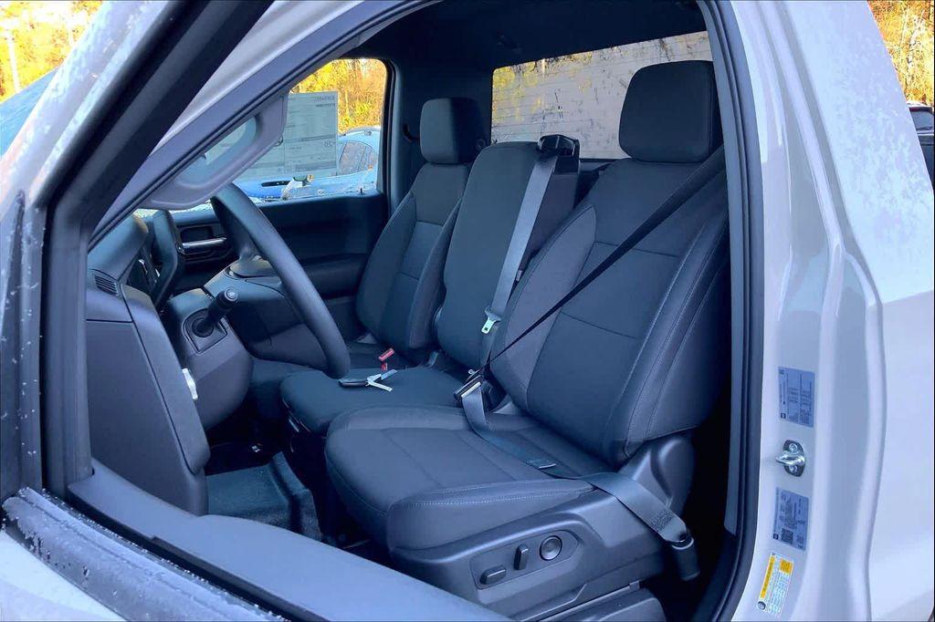 new 2026 GMC Sierra 1500 car, priced at $42,984