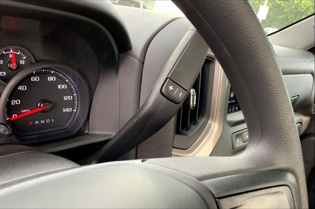 new 2026 GMC Sierra 1500 car, priced at $40,676
