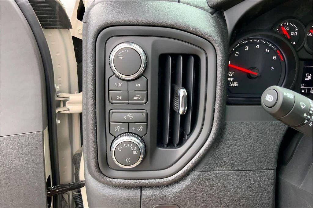 new 2026 GMC Sierra 1500 car, priced at $41,132