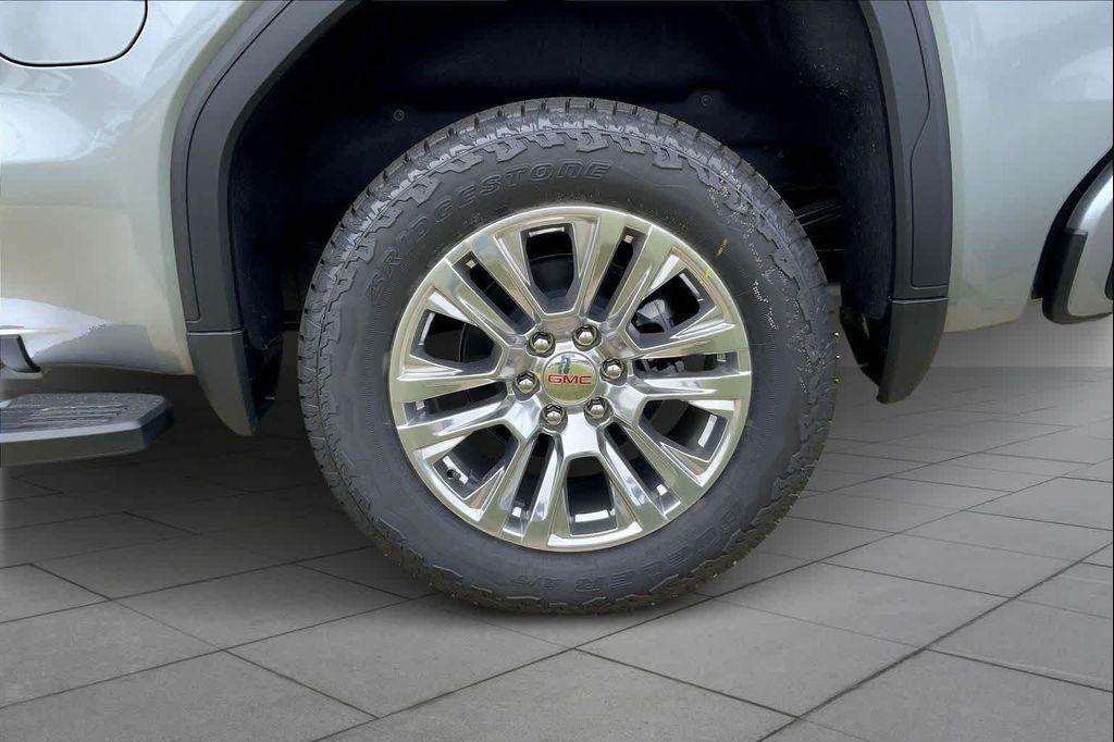 new 2026 GMC Sierra 1500 car, priced at $77,250