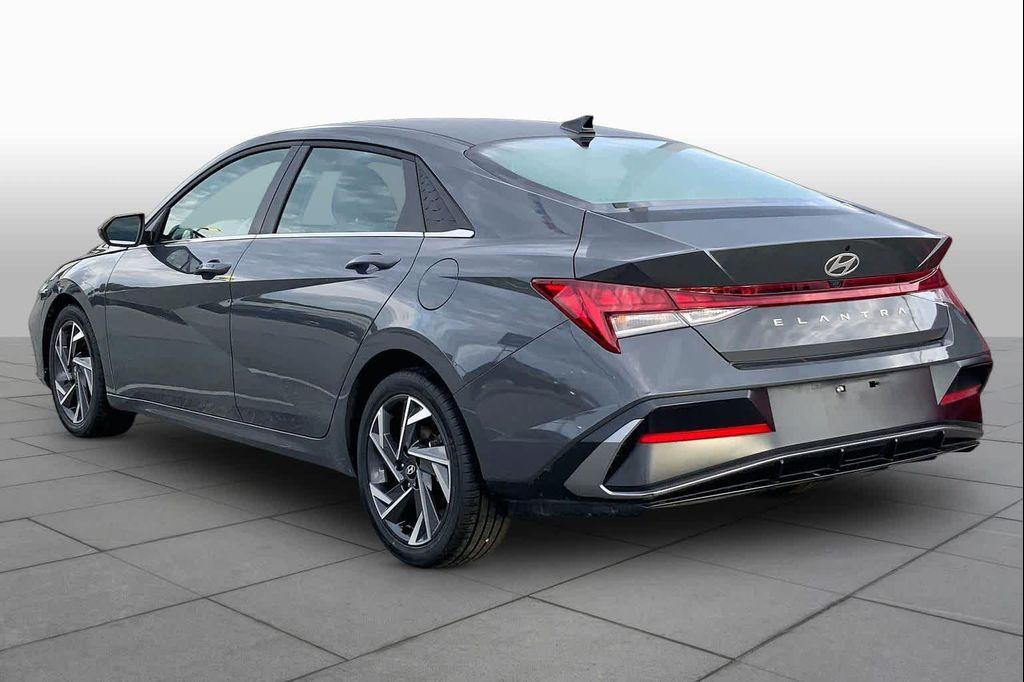 used 2025 Hyundai Elantra car, priced at $20,500