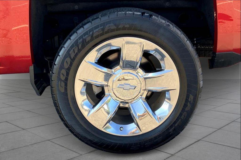 used 2018 Chevrolet Silverado 1500 car, priced at $31,897