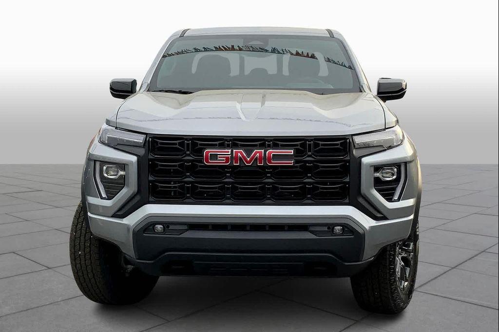 new 2025 GMC Canyon car, priced at $42,825