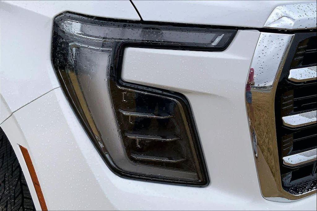 new 2025 GMC Yukon car, priced at $74,535