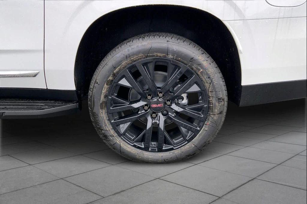 new 2026 GMC Yukon XL car, priced at $81,390