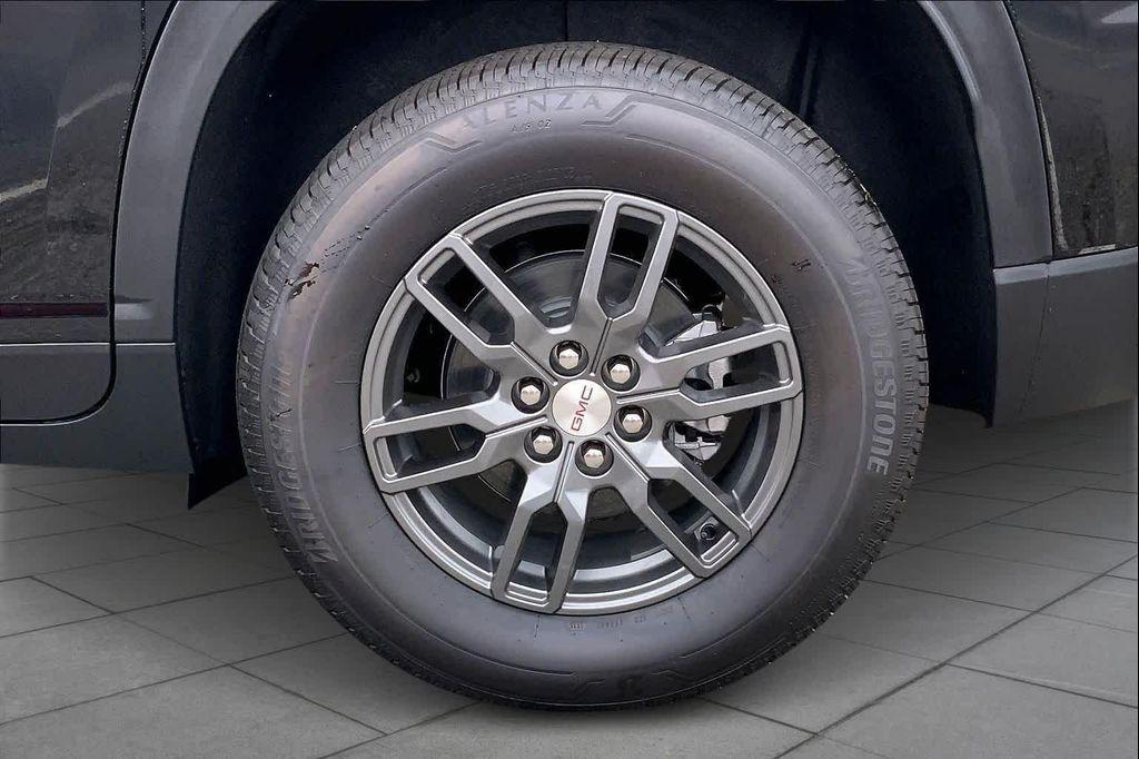 new 2026 GMC Acadia car, priced at $47,075