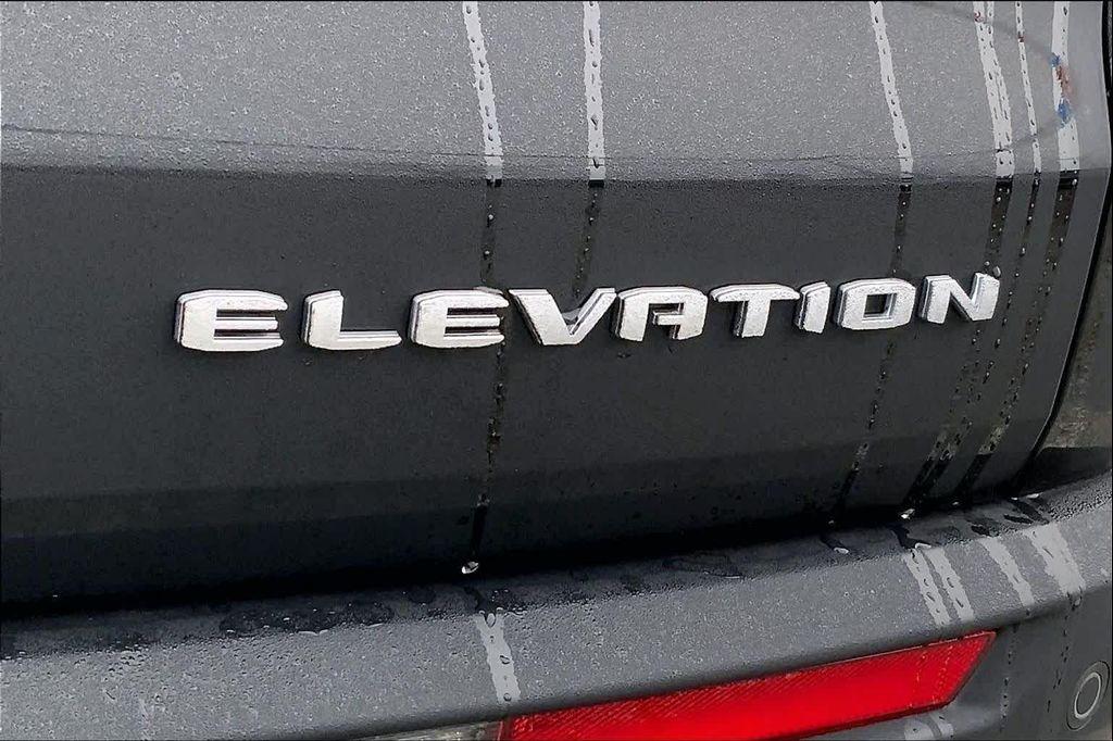 new 2026 GMC Acadia car, priced at $47,075