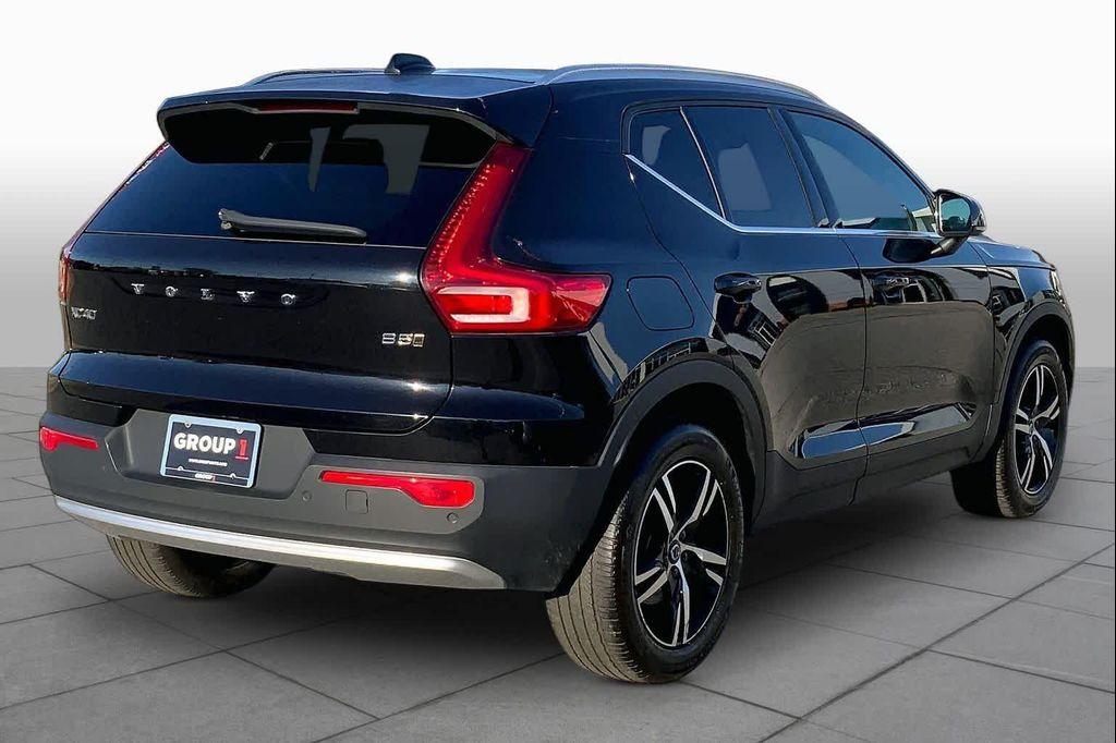 used 2024 Volvo XC40 car, priced at $25,700