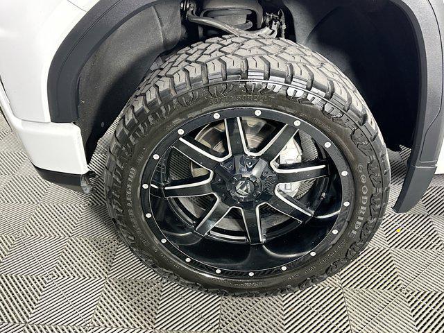 used 2022 GMC Sierra 1500 car, priced at $32,977