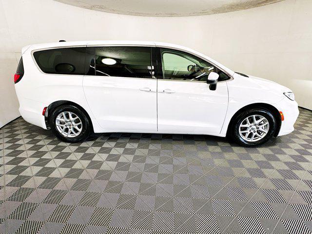 used 2023 Chrysler Pacifica car, priced at $20,977