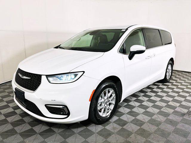 used 2023 Chrysler Pacifica car, priced at $20,977