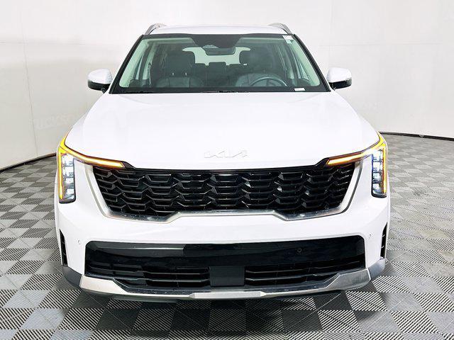 used 2025 Kia Sorento car, priced at $31,962