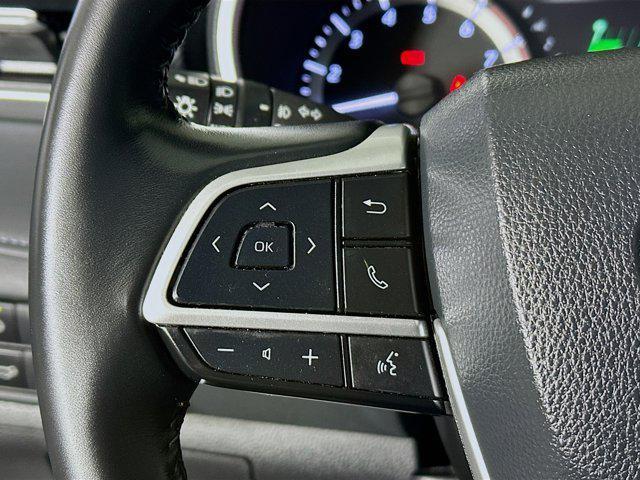used 2023 Toyota Highlander car, priced at $36,777