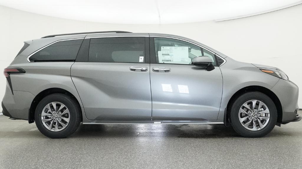 new 2026 Toyota Sienna car, priced at $53,241