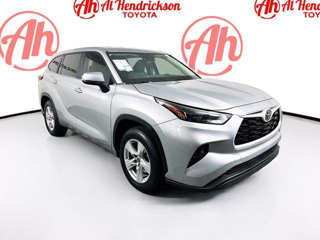 used 2023 Toyota Highlander car, priced at $22,999
