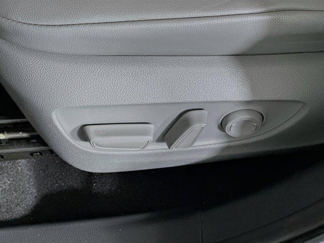 used 2023 Toyota Highlander car, priced at $35,062