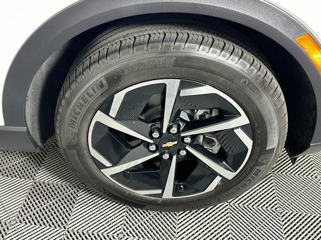 used 2025 Chevrolet Equinox EV car, priced at $20,999