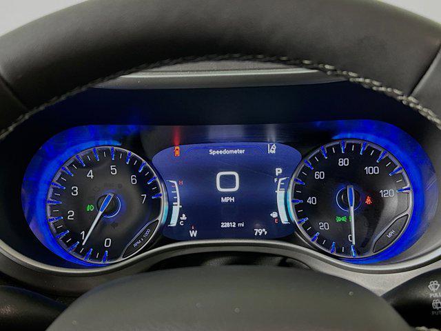 used 2025 Chrysler Pacifica car, priced at $29,999