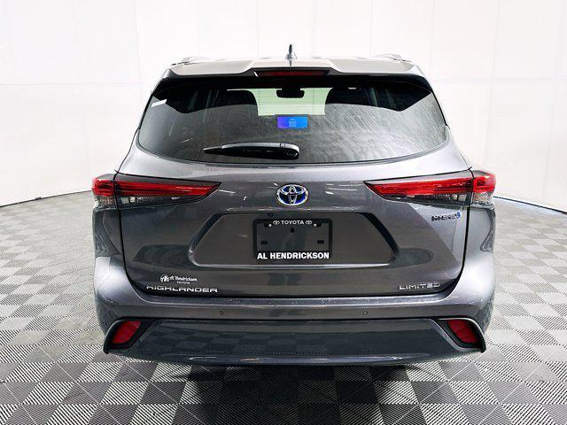used 2023 Toyota Highlander Hybrid car, priced at $37,877