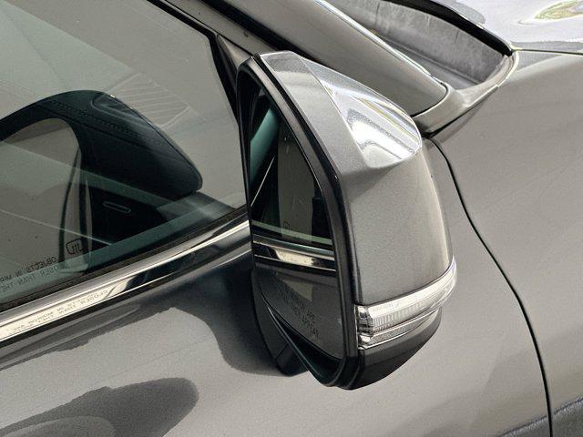 used 2023 Toyota Highlander Hybrid car, priced at $37,877