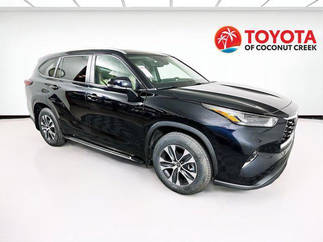 used 2024 Toyota Highlander car, priced at $36,177