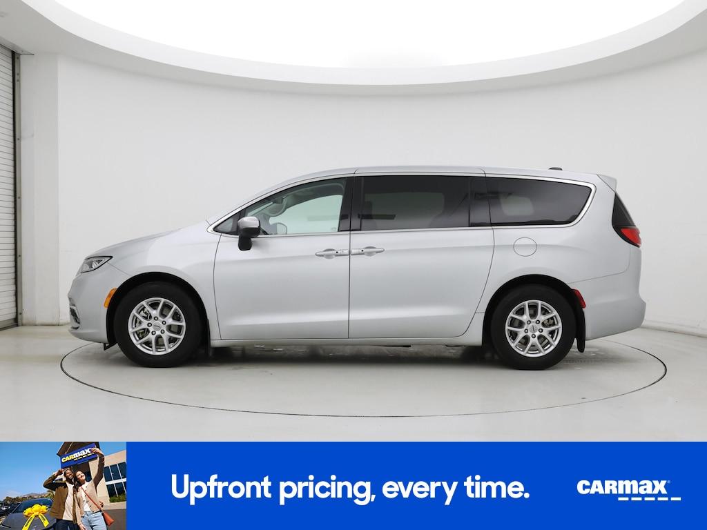 used 2023 Chrysler Pacifica car, priced at $27,998