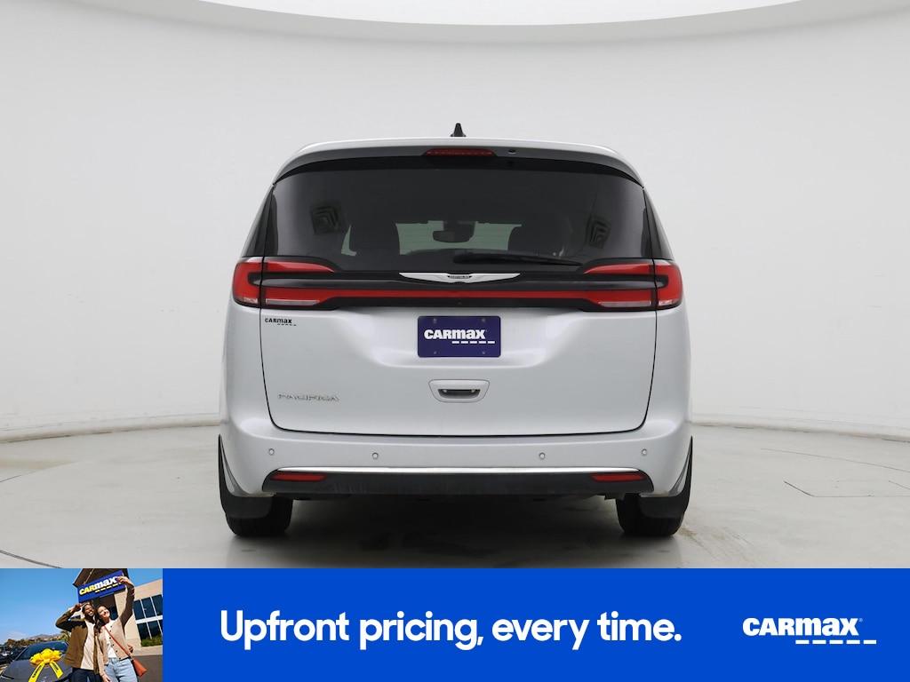 used 2023 Chrysler Pacifica car, priced at $27,998