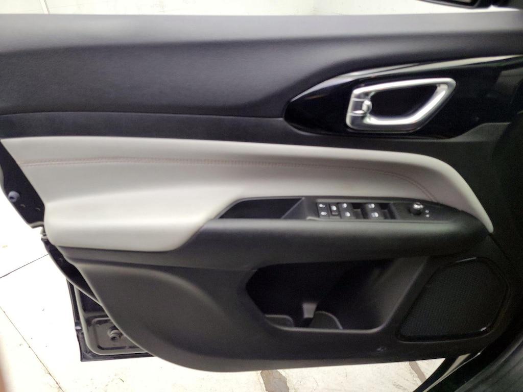 used 2022 Jeep Compass car, priced at $21,998