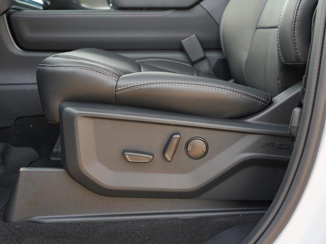 new 2025 Ford Expedition car, priced at $75,990