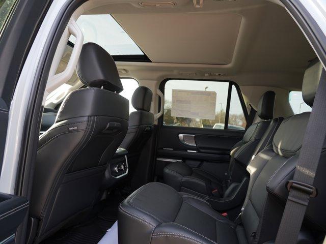 new 2025 Ford Expedition car, priced at $75,990