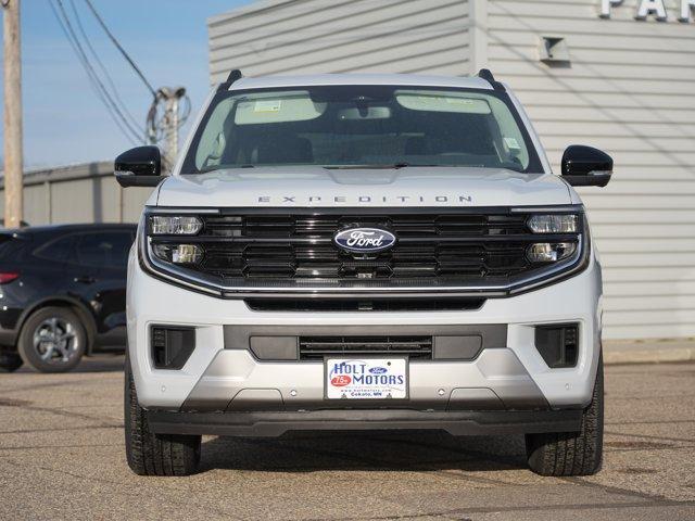 new 2025 Ford Expedition car, priced at $75,990