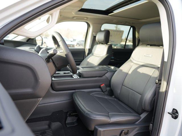 new 2025 Ford Expedition car, priced at $75,990