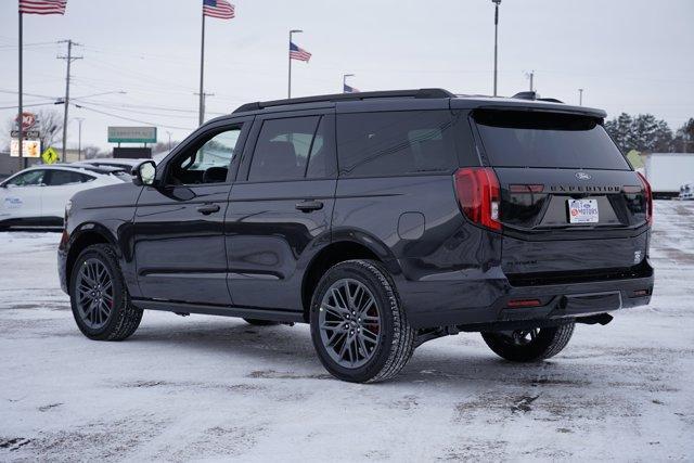 new 2025 Ford Expedition car, priced at $82,590
