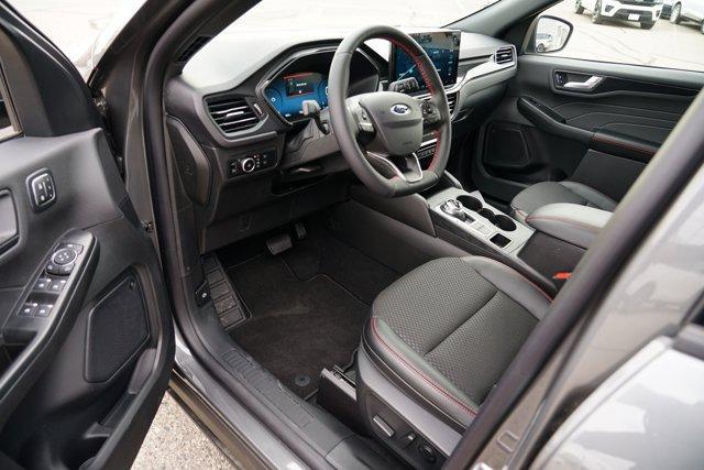 new 2025 Ford Escape car, priced at $33,290