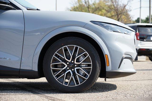 new 2025 Ford Mustang Mach-E car, priced at $41,400