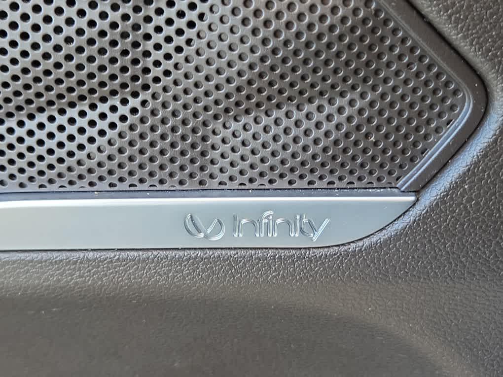 used 2020 Hyundai Santa Fe car, priced at $17,647