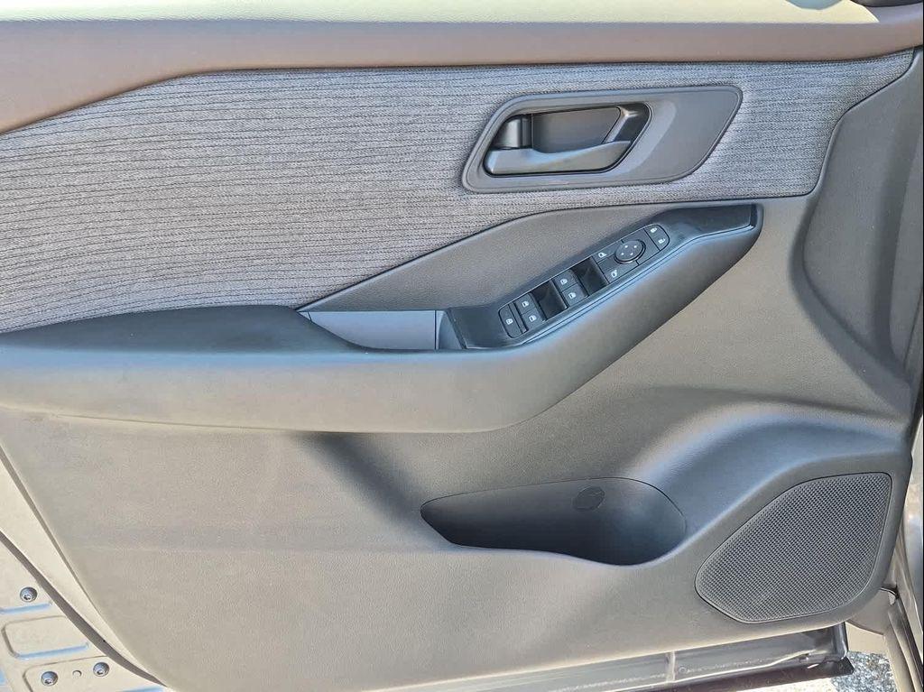 used 2023 Nissan Rogue car, priced at $22,477