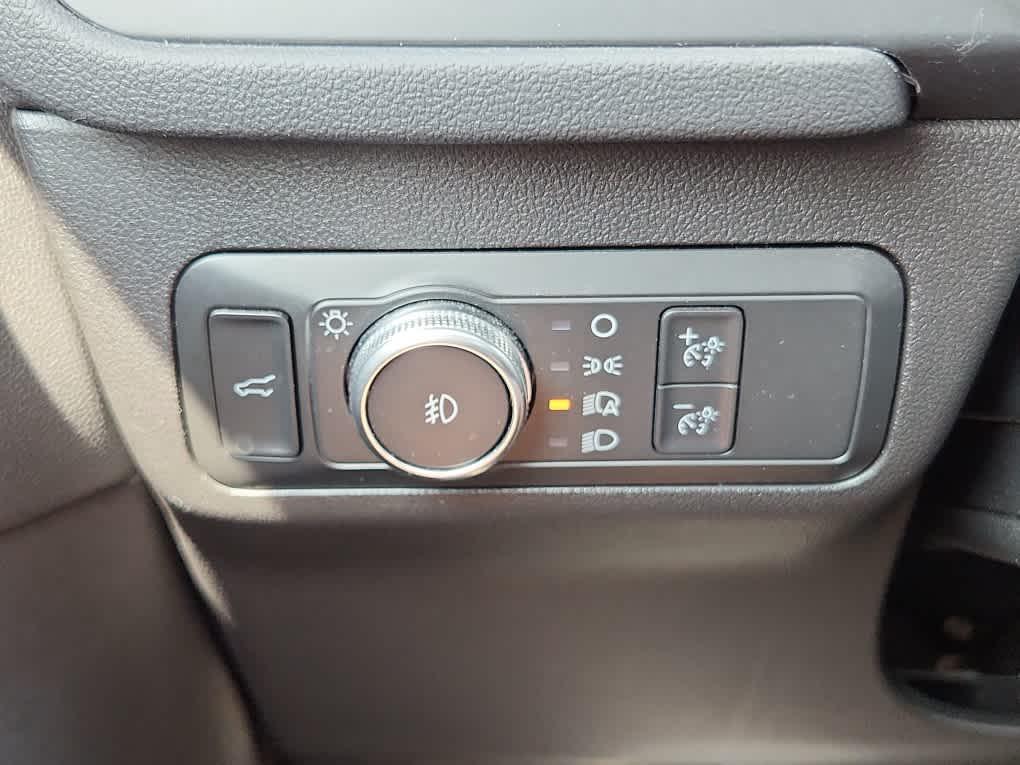 used 2022 Ford Escape car, priced at $23,997